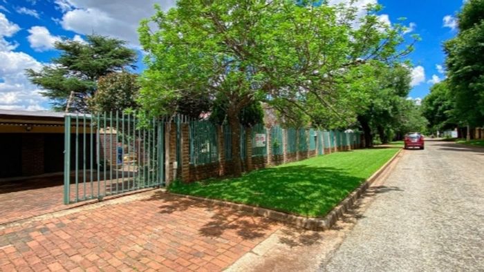 Property #LH-169141, House for sale in Edenvale Central