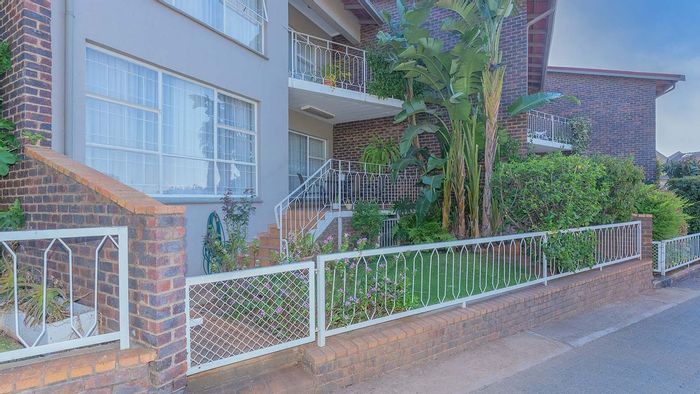 Property #LH-169194, Townhouse for sale in Bedford Gardens