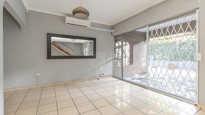 Property #LH-169379, Townhouse for sale in Amanzimtoti