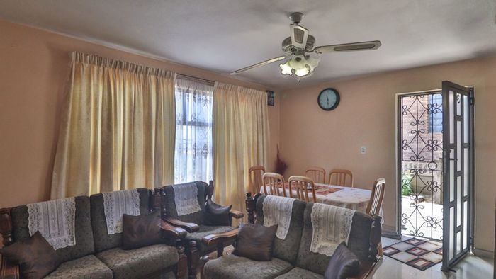 Property #LH-161318, House sold in Orient Hills