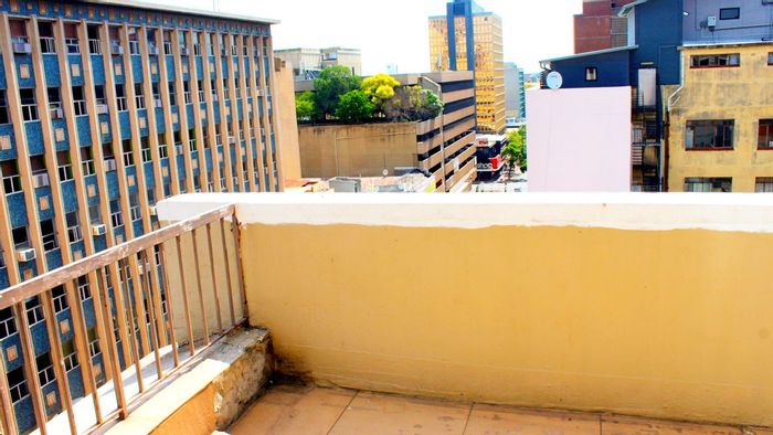 Property #LH-162456, Apartment for sale in Braamfontein