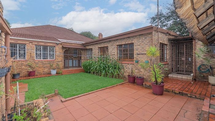 Property #LH-162547, House sold in Kensington
