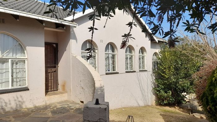 Ridgeway House For Sale: 3-Bedroom, Flatlet, Pool, Quiet Cul-de-Sac, Near Schools