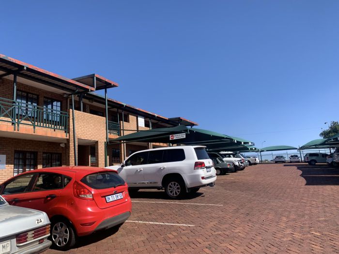 Property #P00005540, Commercial rental monthly in Highveld