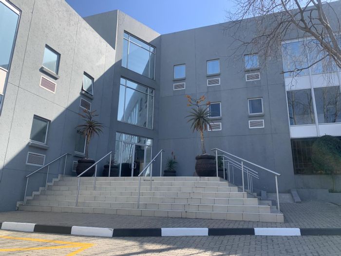 Property #P00005567, Commercial rental monthly in Kyalami