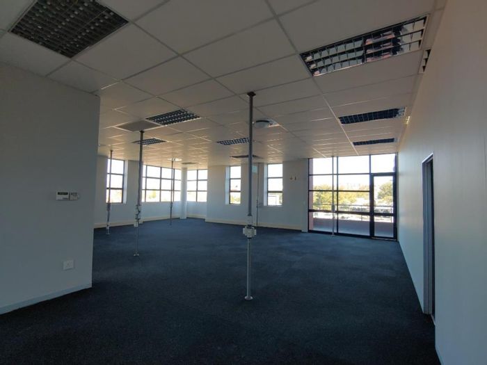 Property #P00005585, Commercial rental monthly in Highveld Technopark