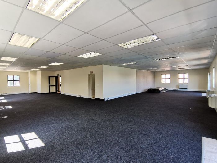 Property #P00006011, Office rental monthly in Highveld