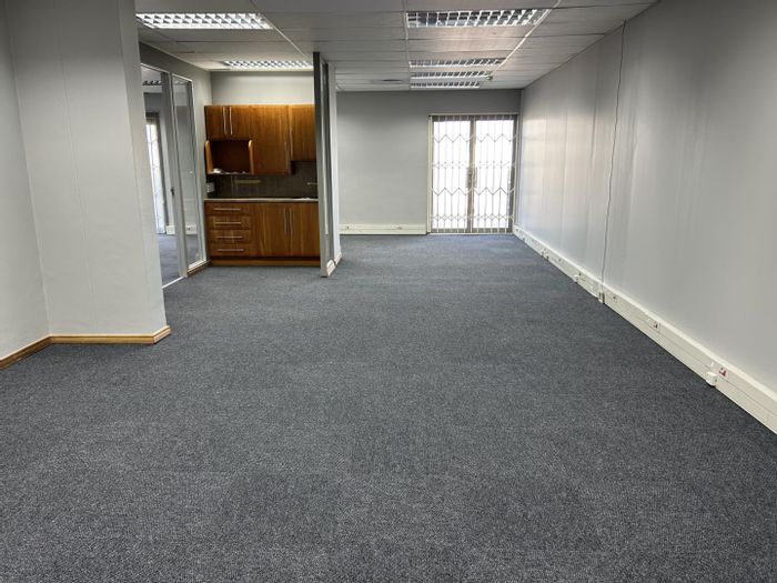 Property #P00006188, Office rental monthly in Route 21 Business Park