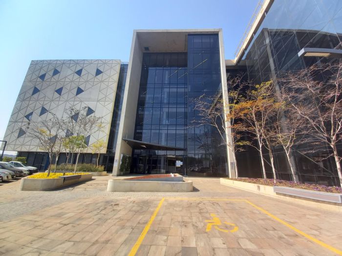 Property #P00006204, Office rental monthly in Menlyn