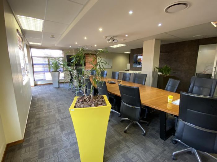 Property #P00006511, Office rental monthly in Highveld