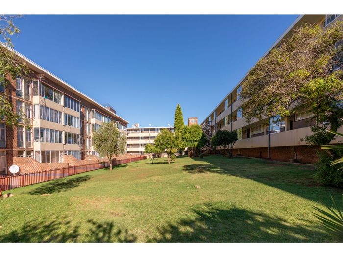 Florida Property property and houses to rent in Florida, Roodepoort