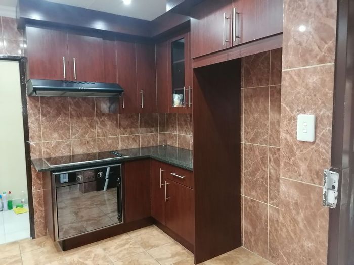 Property #Pref38641095, House rental monthly in Silverton