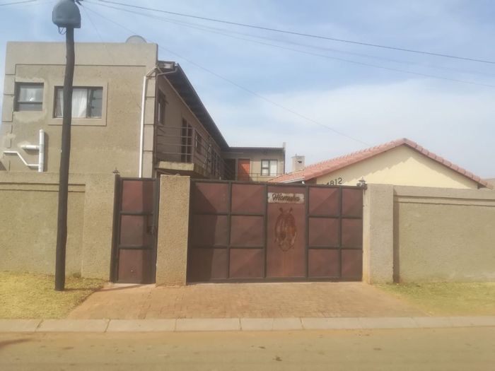 Property #Pref48016523, Apartment rental monthly in Protea Glen