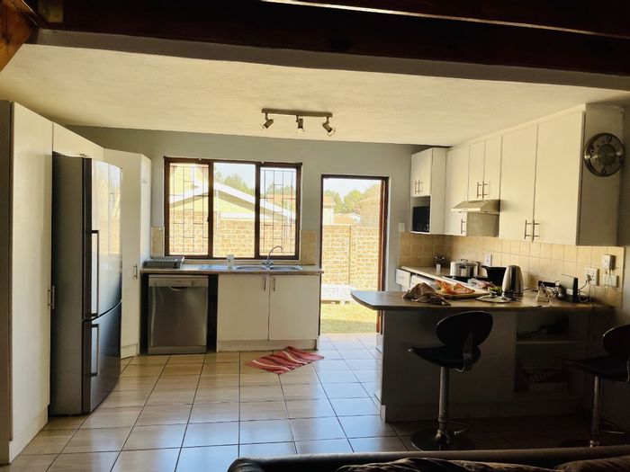 Property #Pref50793462, House rental monthly in Halfway House Estate