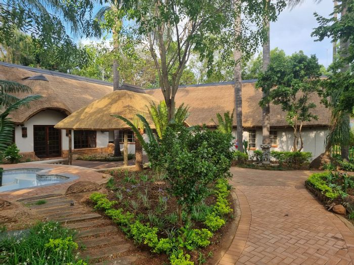 Hartbeespoort Rural Property property and houses to rent in