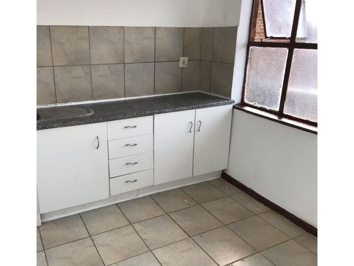 Property #Pref90732568, Apartment rental monthly in Pretoria West