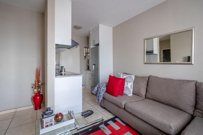 Property #RL12840-750220, Apartment rental monthly in Fleurhof