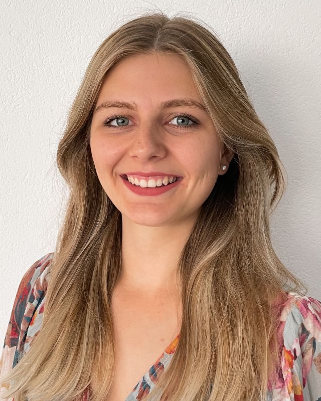 Janine Beuerlein photo