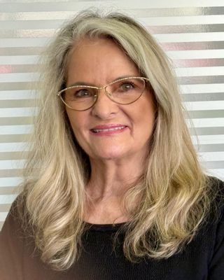Daphne Swanepoel photo