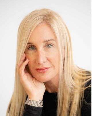 Karen Schwarz photo