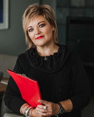 Madelein van Aardt photo