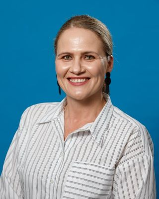 Louise van Zyl photo