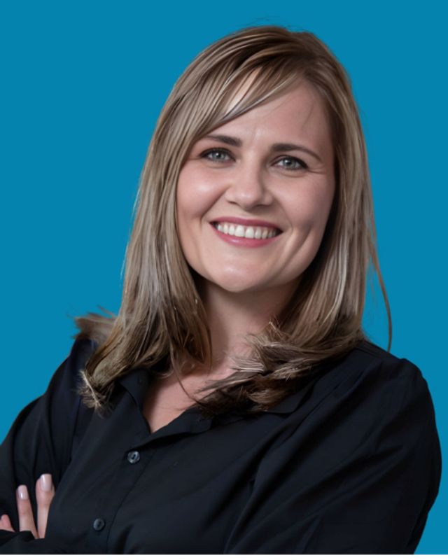 Louise van Zyl photo