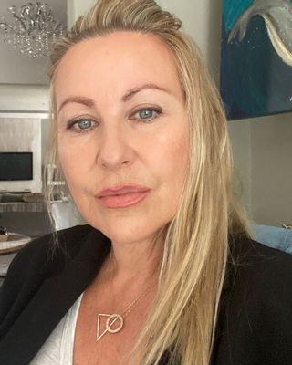 Caroline da Rocha photo