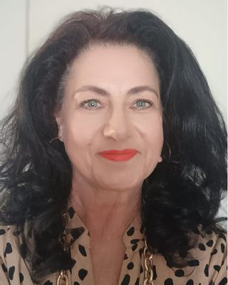 Hester Du Toit photo
