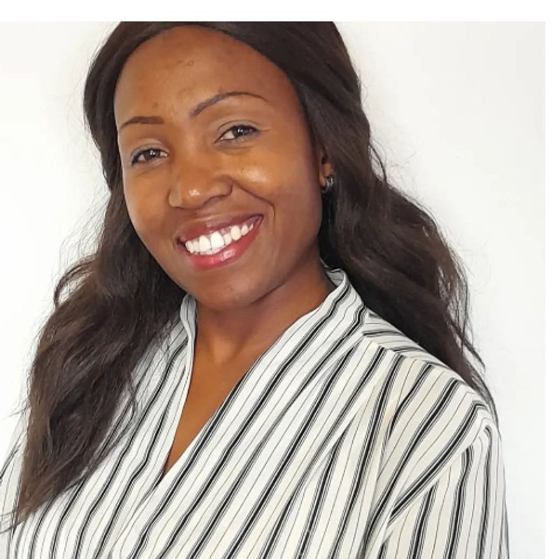 Thandi Zikhali photo