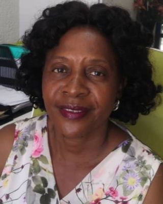 Stella Egunda photo
