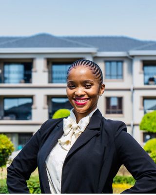 Olwethu Noyakaza photo