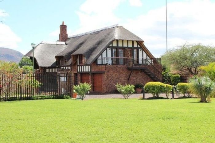 For Sale: Commercial property in Malelane Central, 5-bedroom B&B with expansion potential.