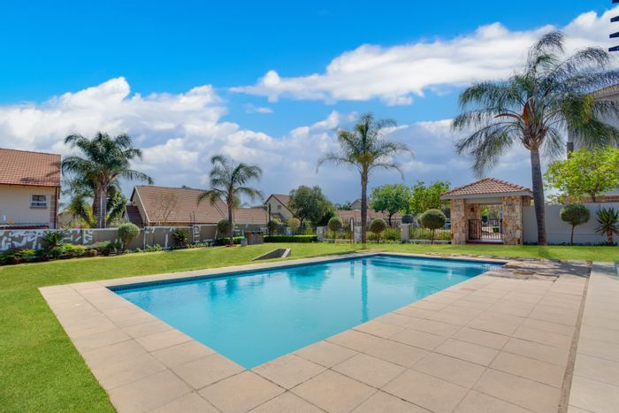 For Sale: Apartment in Barbeque Downs with 2 beds, 2 baths, and parking.