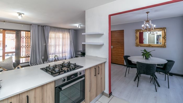 Vorna Valley Apartment For Sale: 2 beds, pool, clubhouse, 24/7 security.