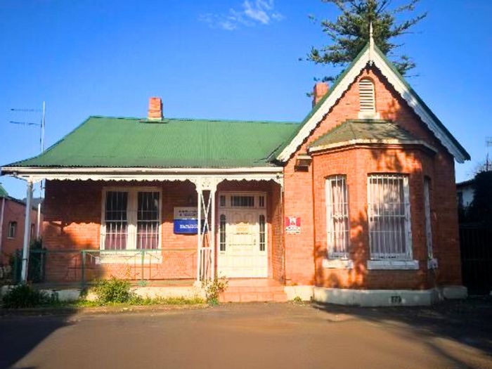 For Sale: 792m² Office in Pietermaritzburg Central with ample parking and security features.