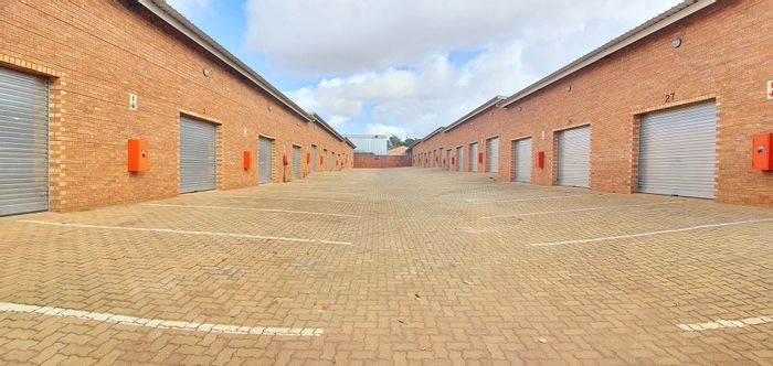 Industrial units for rent in Louis Trichardt Central, secure complex with electric fence.