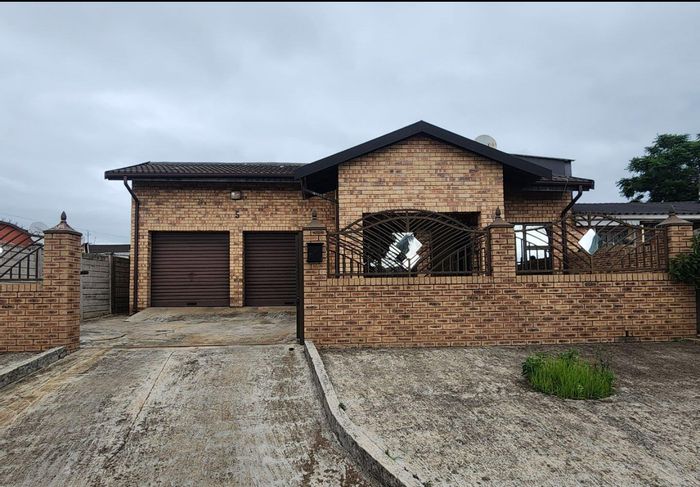 Northdale House For Sale: 3 Bedrooms, 2 Bathrooms, Double Garage, Secure Yard.