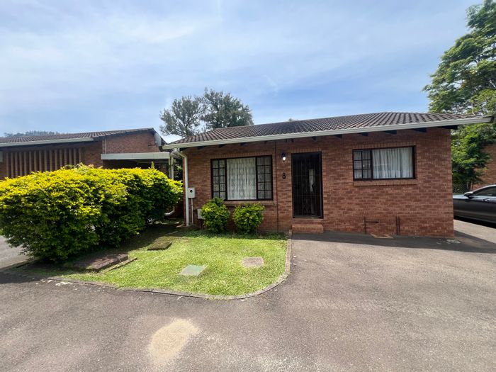 For Sale: Townhouse in Town Bush Valley with pool, garden, and 24-hour security.