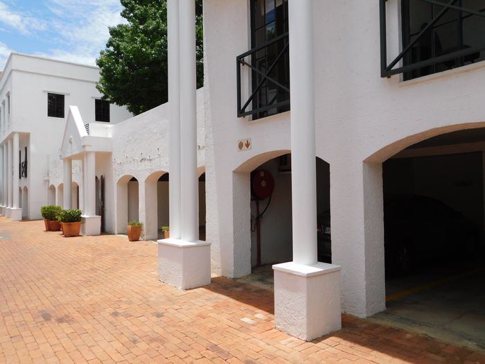 Office to Rent in Ferndale: Private kitchen, boardrooms, garden, secure access.