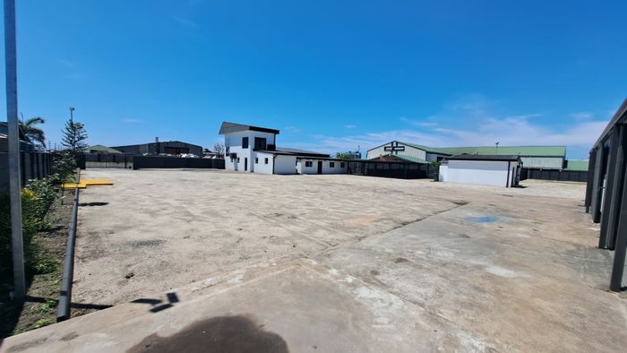 Industrial property in Alton to rent with offices, workshop, and secure yard.