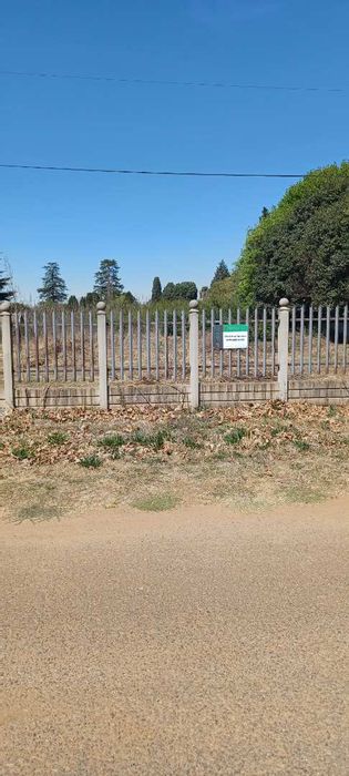 Vacant Land Residential For Sale in Henley On Klip, overlooks Cricket Oval, 4047 m².
