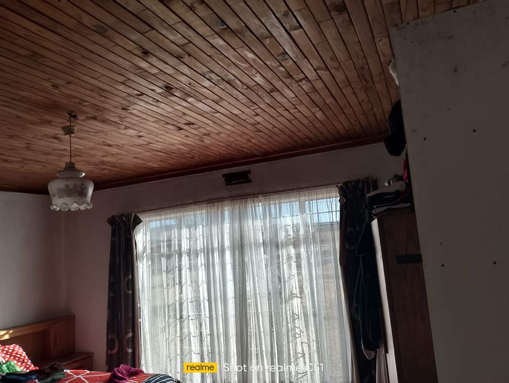 Main House-Main Bedroom