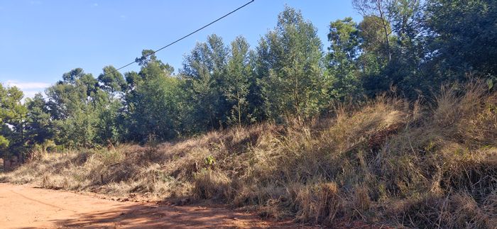 Grootfontein AH: For Sale, Vacant Land Residential with off-grid potential and security.