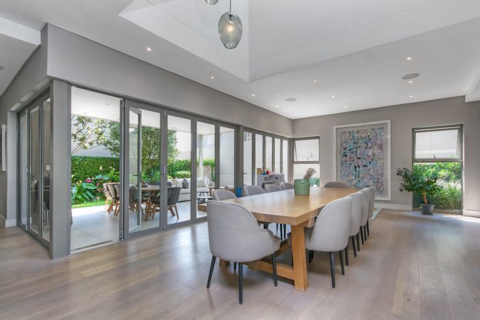 Morningside Cluster For Sale: 5 bedrooms, automated features, outdoor entertainment space.