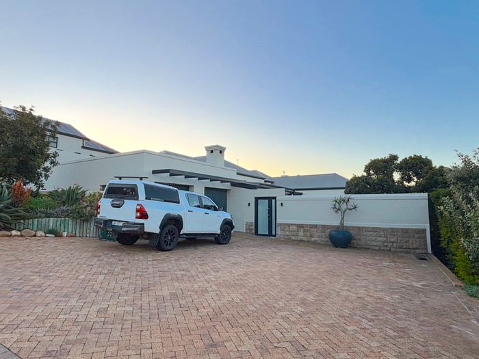 House For Sale in Atlantic Beach Golf Estate: 3 beds, office, 3.5 baths.