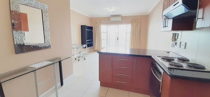 For Sale: 2-Bedroom Apartment in Walmer Heights with Balcony and Parking.