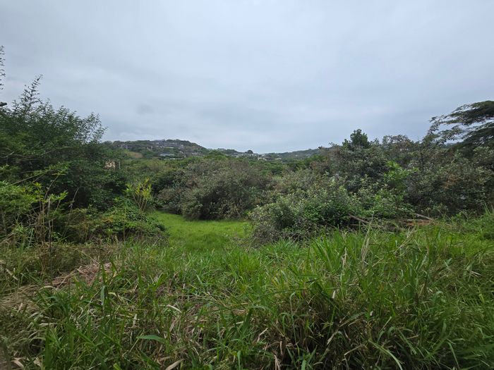Vacant Land Residential in Ballito Central For Sale - 1747m² with approved plans.