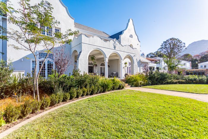 For Sale: Apartment in Claremont Upper with concierge, gym, and secure parking.