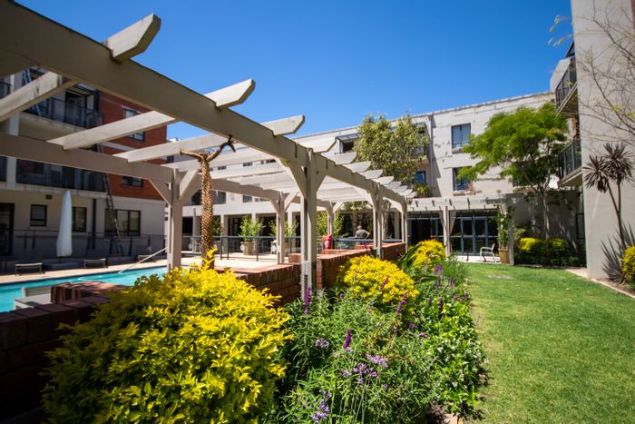 Retirement Village in Pinelands To Rent: Secure living with amenities and care services.